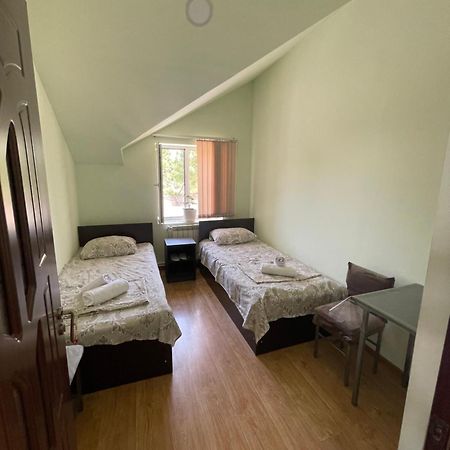 Noragyugh Guest House Erevan Esterno foto