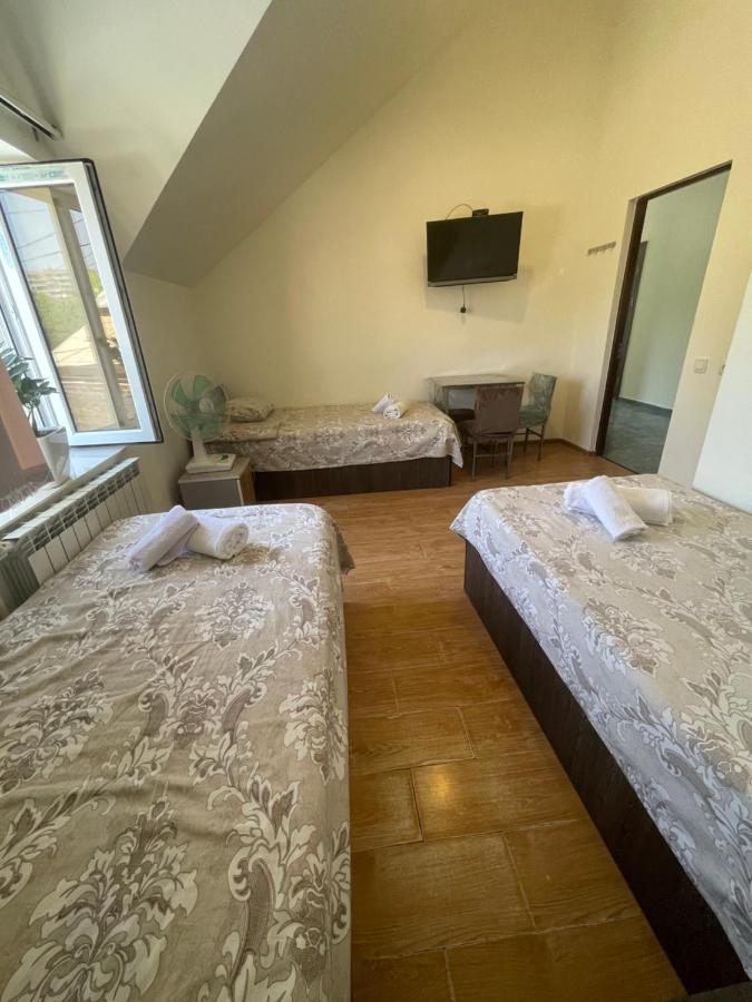 Noragyugh Guest House Erevan Esterno foto