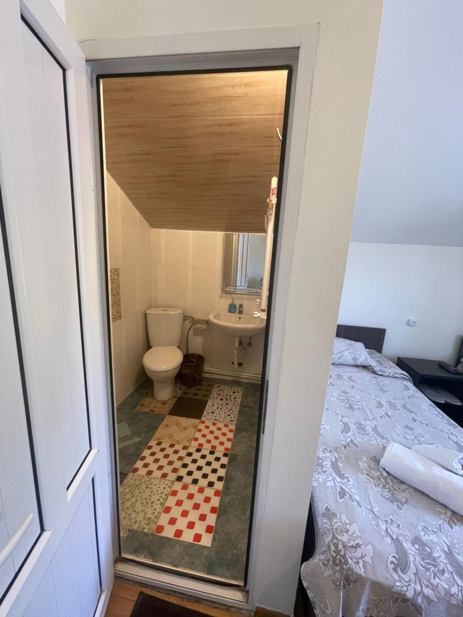 Noragyugh Guest House Erevan Esterno foto