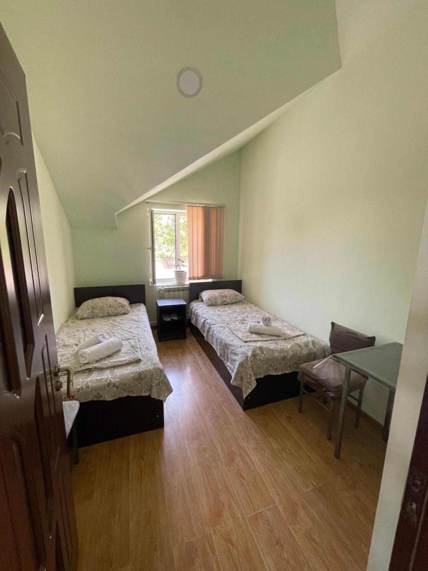 Noragyugh Guest House Erevan Esterno foto