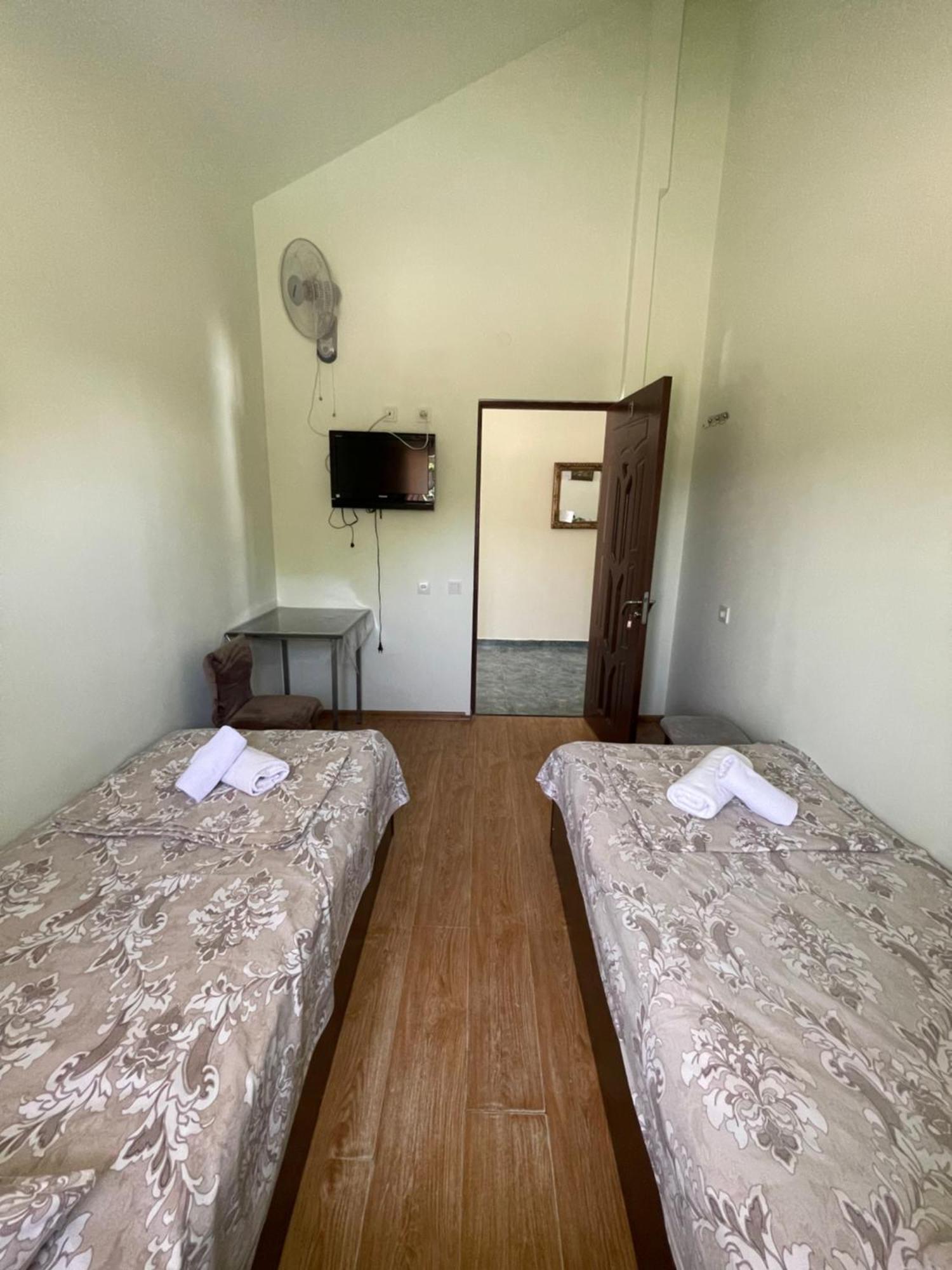 Noragyugh Guest House Erevan Esterno foto